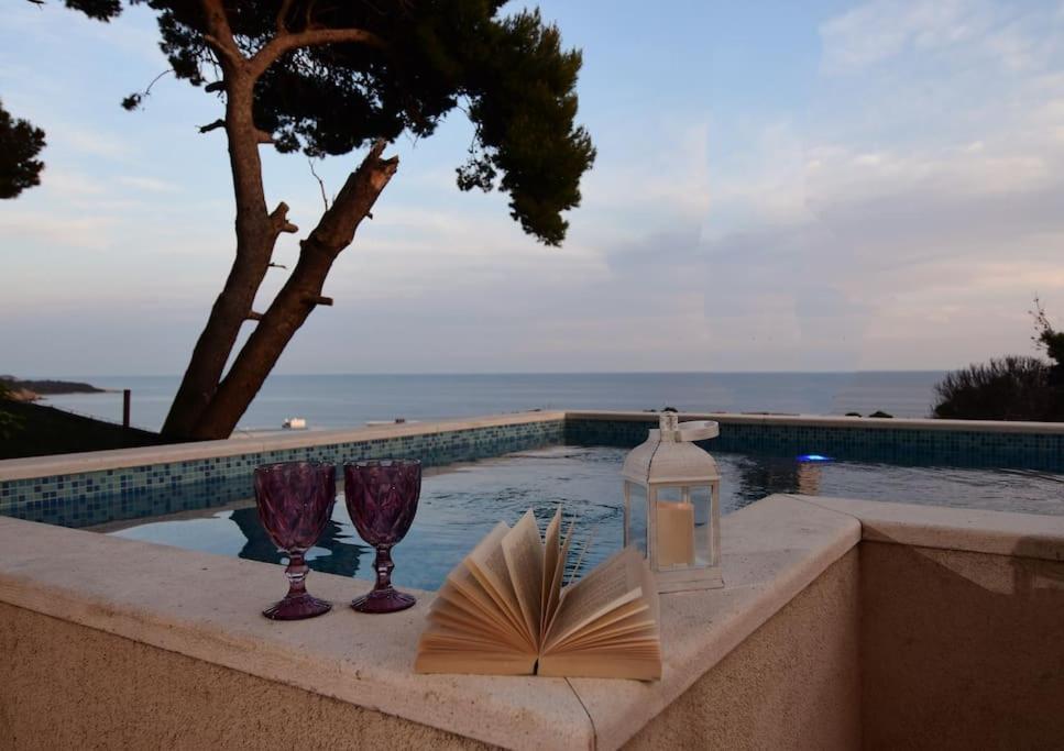 Apartman Wave N' Sea With A Private Pool *